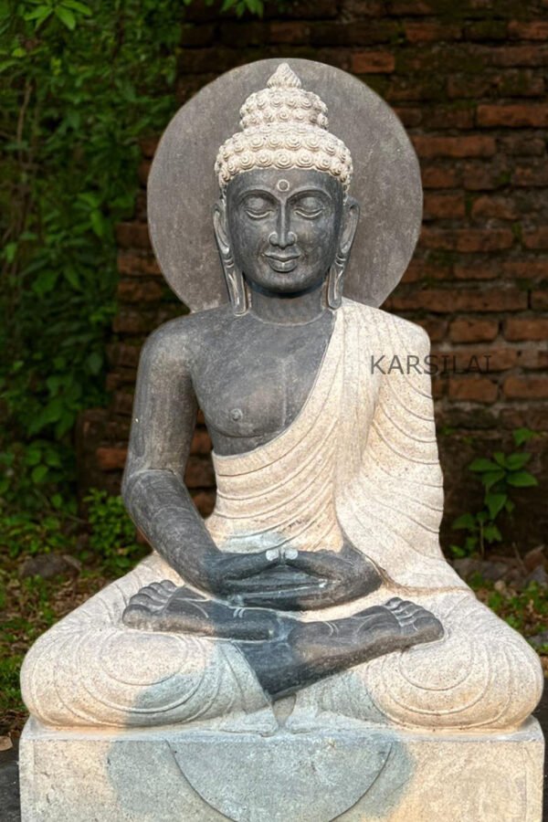 BUDDHA STATUE